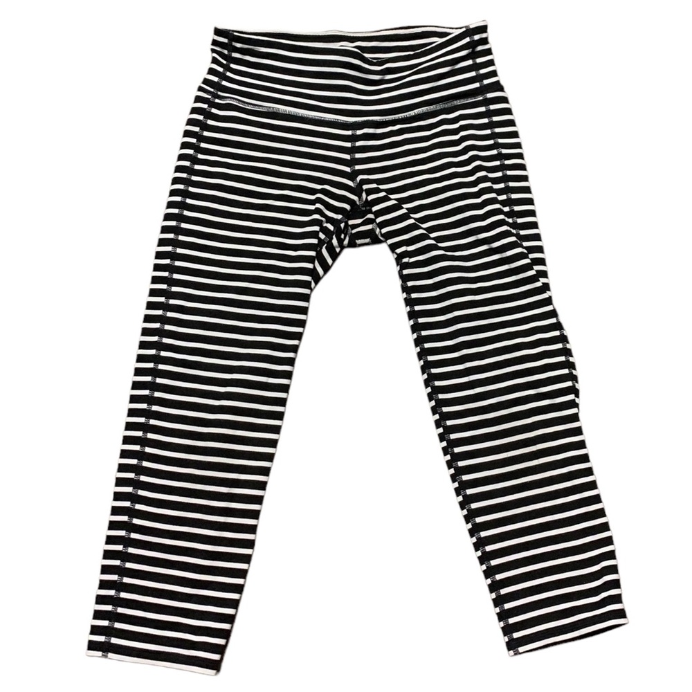Athleta Stripes Chaturanga Cropped Leggings Size Small